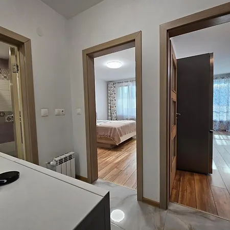 Апартамент Brand New With Free Parking Near Center София